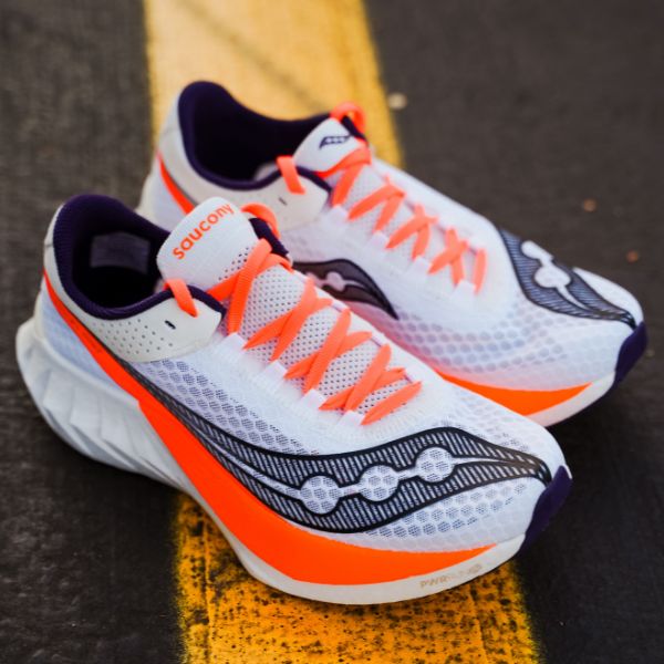 Asics Magic Speed 4: Sepatu Lari Cepat dengan Teknologi Super Ringan dan Responsif